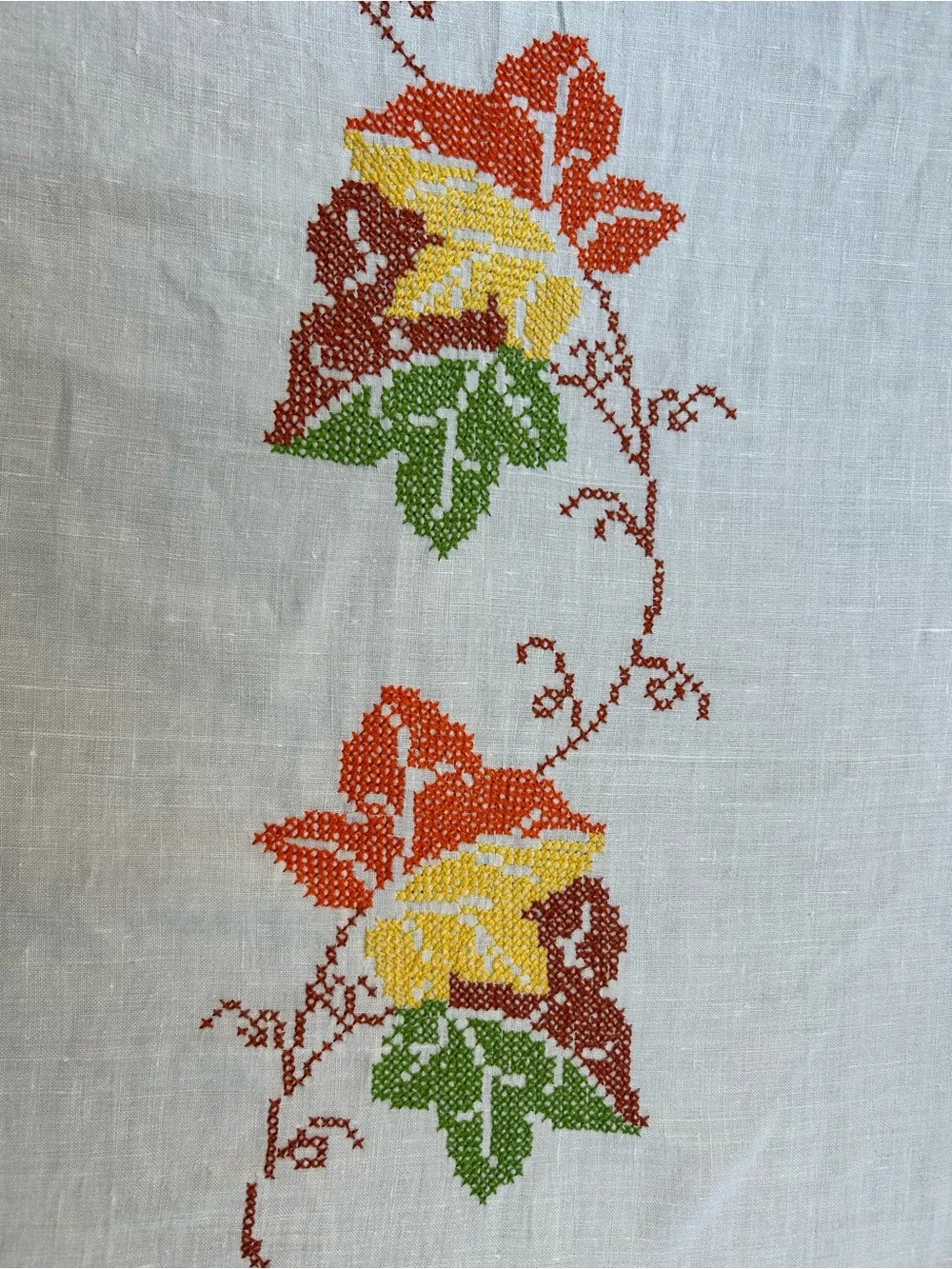 Vintage Linen Hand-Cross Stitched Tablecloth, Scalloped, Autumn Leaves,  82-67